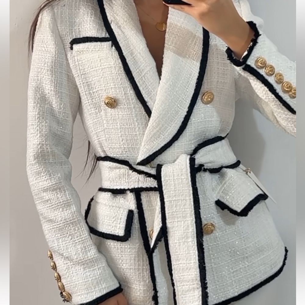 SIERRAXDARIEN BRAND NEW BLAZER!